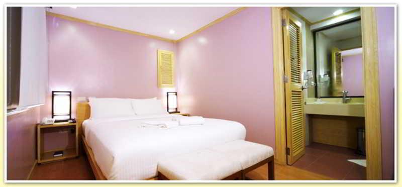 Hotel Shore Time Boracay 3*