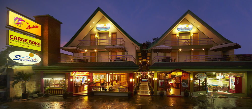 Shore Time Boracay Hotel 3*