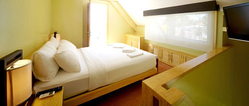 Shore Time Boracay 3*