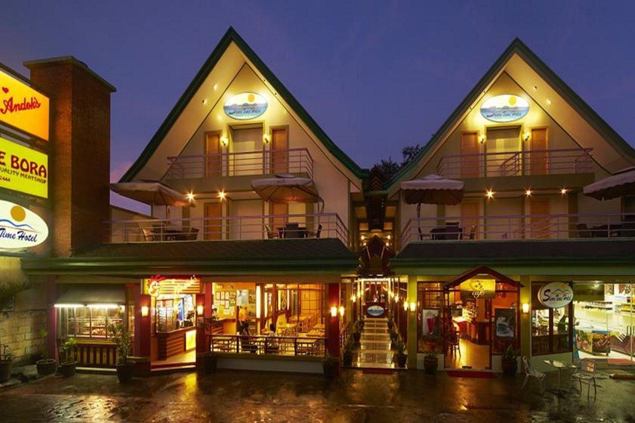 Hotel Shore Time Boracay 3*